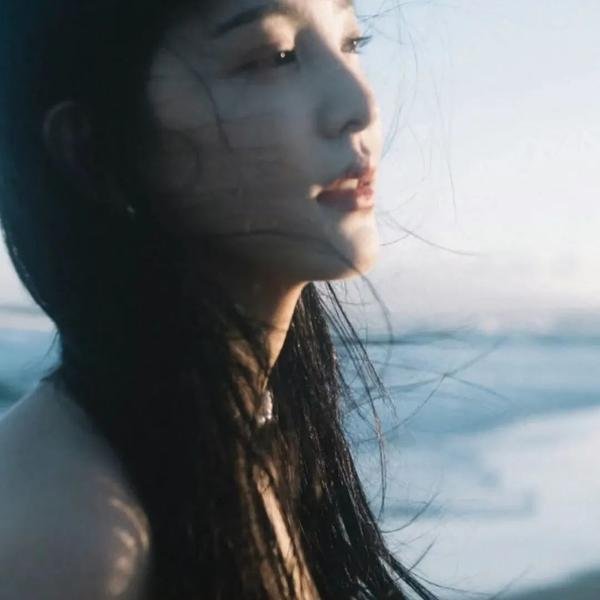 发掘海报